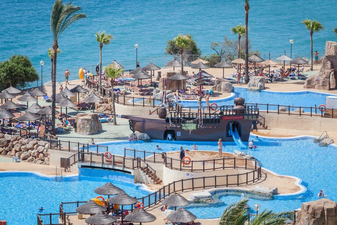 Holiday World Resort Беналмадена Екстериор снимка